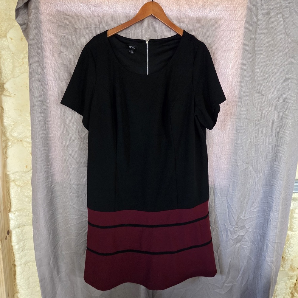 Alyx Dress Womens 24W Black Colorblock Short Sleeve Scoop Neck Knee Length